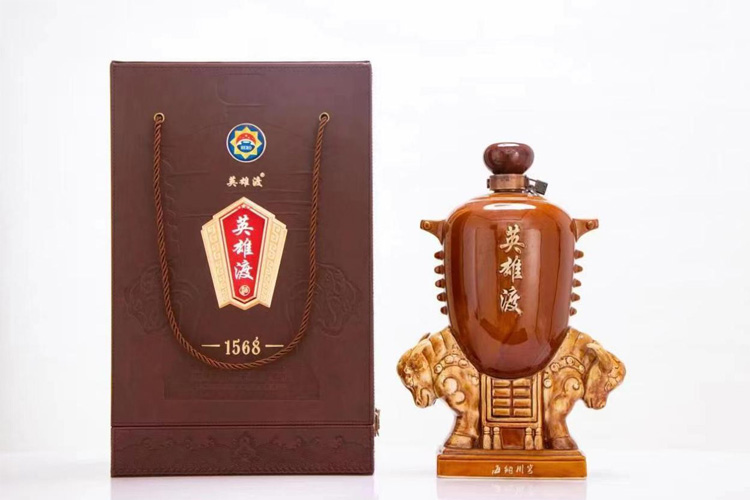 英雄渡雙牛鼎乾坤酒